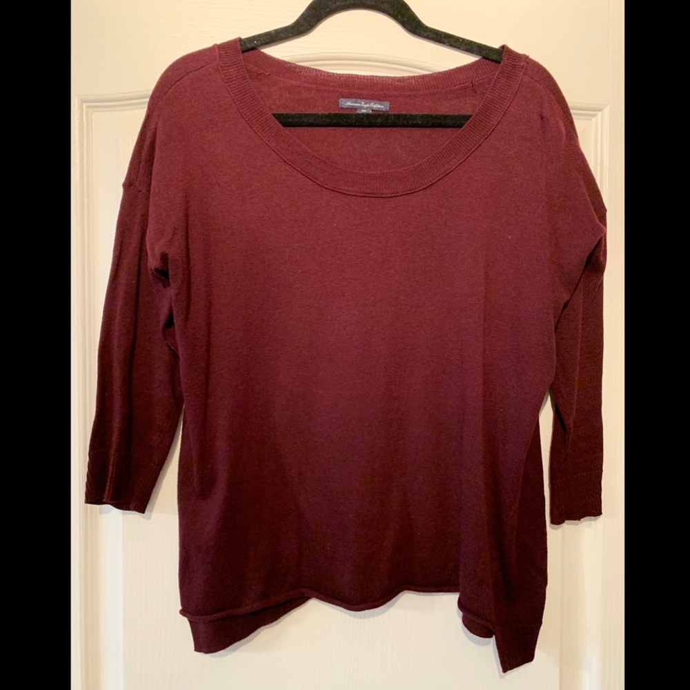 American Eagle 3/4 length sleeves